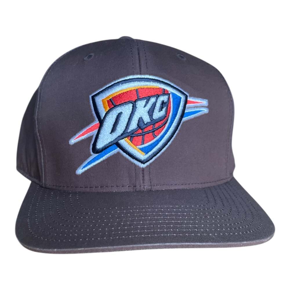 Oklahoma City Thunder Mitchell & Ness fitted. Brown, cameo